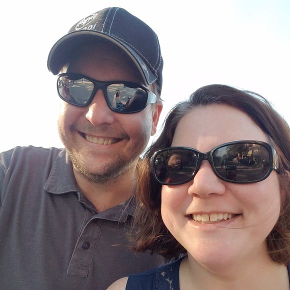 Meet your Posher, Beth - Picture 2 of 4